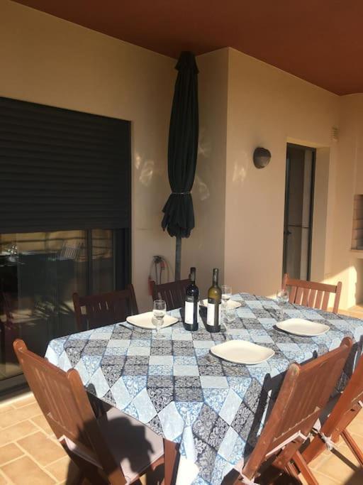 3 Bedroom Apartment With Pool In Lagos Extérieur photo