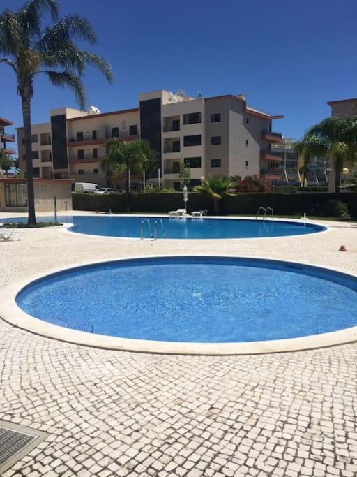 3 Bedroom Apartment With Pool In Lagos Extérieur photo